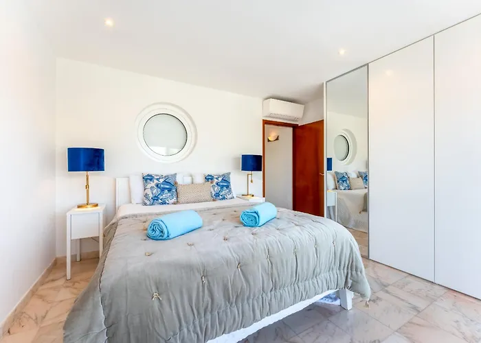 Casa Aurora بيت للعطل